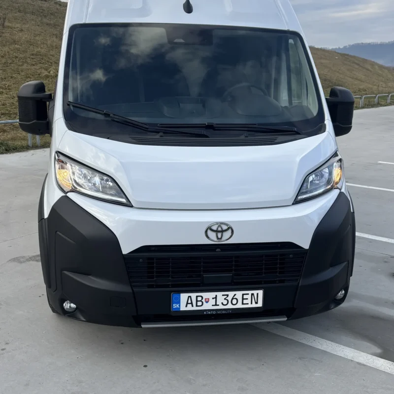 toyota-proace-max-2025-01-neo